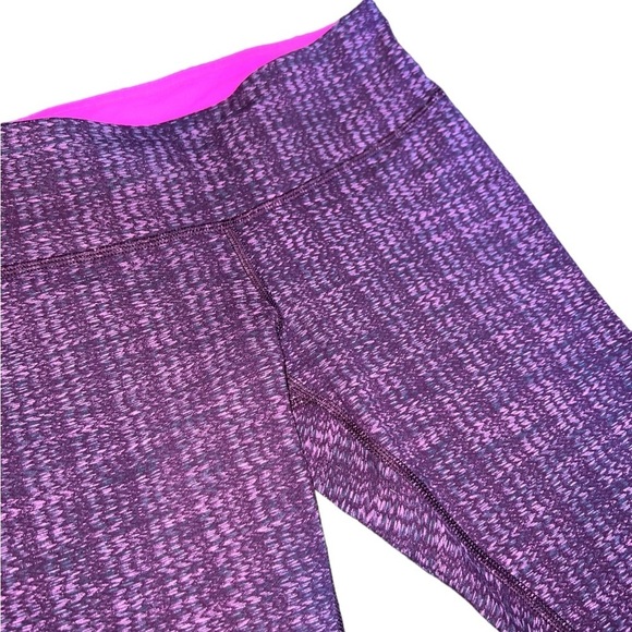 Lululemon Wunder Under Crop
Ziggy Wee August Glo / Raspberry Glo Light Sz 2 - Picture 5 of 10
